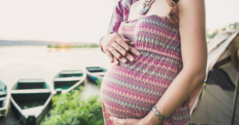 How to survive camping when pregnant