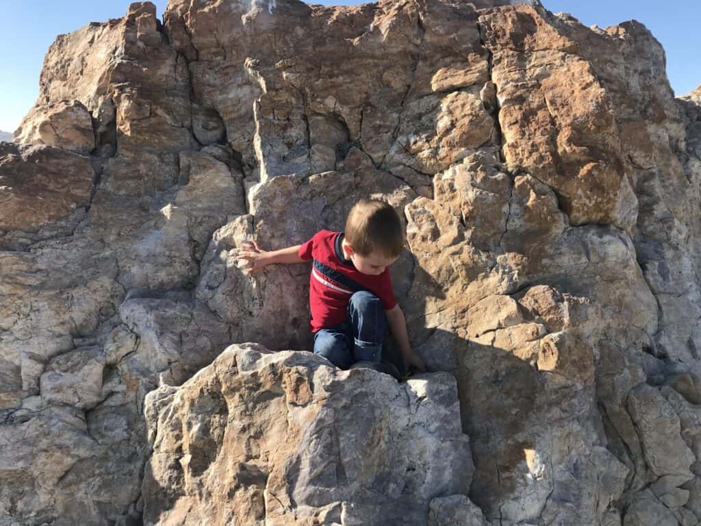 rock at ladyfinger point trail